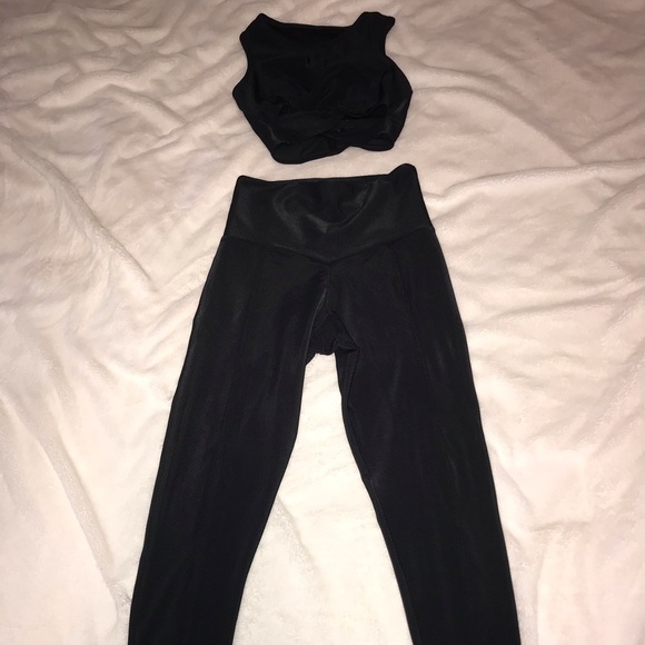 NWT Onzie Ribbed Set - BLK - Picture 7 of 8